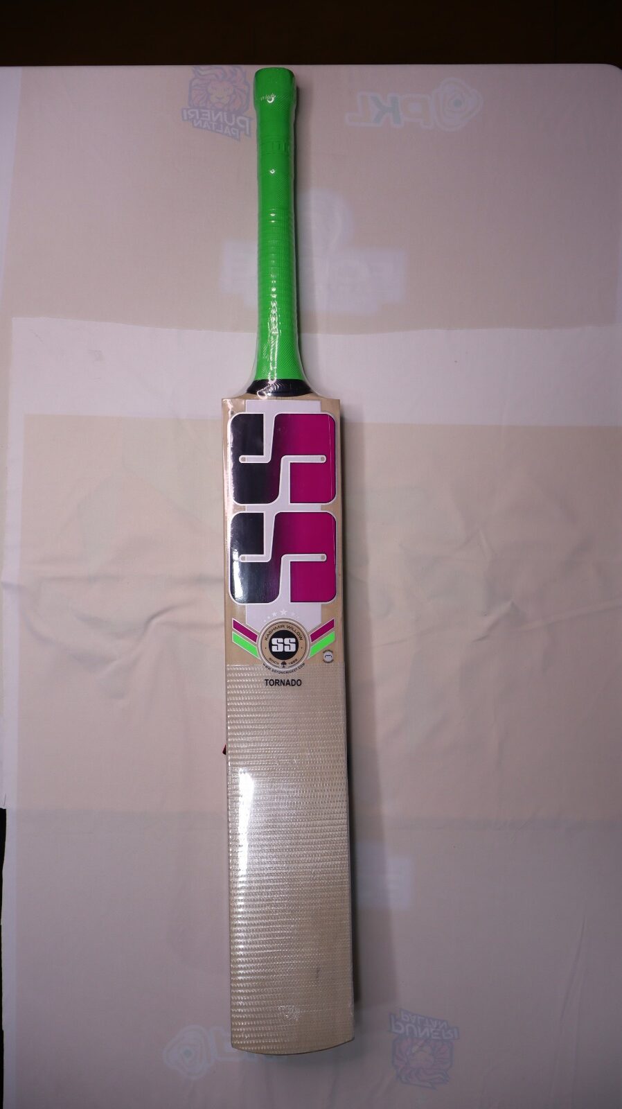 CRICKET BAT KW-SS TORNADO-1